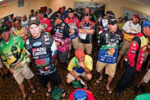 Bassmaster Elite Series St. Johns River 2011 anglers briefing Bassmaster Elite Series St. Johns River 2011 anglers briefing