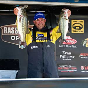 Florida Elite angler Bobby Lane leads day one at the B.A.S.S. Southern Open event on Lake Norman with 18 pounds, 13 ounces Florida Elite angler Bobby Lane leads day one at the B.A.S.S. Southern Open event on Lake Norman with 18 pounds, 13 ounces