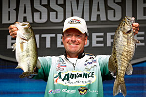 Veteran bass pro Davy Hite holds onto his day three lead at the Pickwick Lake Alabama Charge Elite Series event Veteran bass pro Davy Hite holds onto his day three lead at the Pickwick Lake Alabama Charge Elite Series event