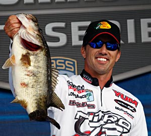 Edwin Evers wins 6th B.A.S.S. title on St. Johns River with help of this 8 pounds 3 ounce Florida largemouth bass Edwin Evers wins 6th B.A.S.S. title on St. Johns River with help of this 8 pounds 3 ounce Florida largemouth bass