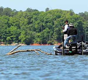 Edwin Evers maintains his lead day two by 4 ounces on West Point Lake in the Bassmaster Elite Series event Edwin Evers maintains his lead day two by 4 ounces on West Point Lake in the Bassmaster Elite Series event