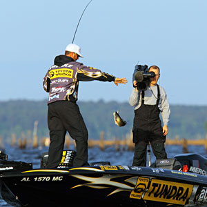 Warrior Alabama Elite angler Gerald Swindle swings aboard a largemouth bass during the 2011 Toledo Bend Trokar Battle on the Bayou Warrior Alabama Elite angler Gerald Swindle swings aboard a largemouth bass during the 2011 Toledo Bend Trokar Battle on the Bayou