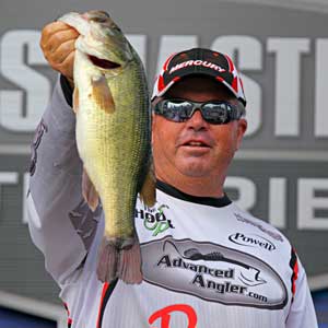 Phoenix Arizona pro John Murray sits in second place 10 pounds behind leader Denny Brauer on day three of the 2011 Elite Series Diamond Drive on the Arkansas River Phoenix Arizona pro John Murray sits in second place 10 pounds behind leader Denny Brauer on day three of the 2011 Elite Series Diamond Drive on the Arkansas River