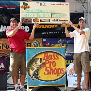 Mike and Bryan Olsen won the 2011 Tracker Marine Owners Event on Lake St. Clair with 21.90 pounds of smallmouth bass Mike and Bryan Olsen won the 2011 Tracker Marine Owners Event on Lake St. Clair with 21.90 pounds of smallmouth bass