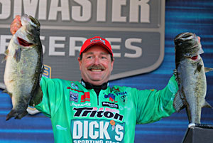 Day 2 leader Shaw Grigsby of Gainesville, Florida weighed 29-8 at the Elite Series Sunshine Showdown on the Harris Chain Day 2 leader Shaw Grigsby of Gainesville, Florida weighed 29-8 at the Elite Series Sunshine Showdown on the Harris Chain