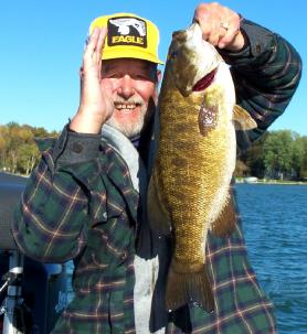 Bud's big Mullett Lake smallmouth bass