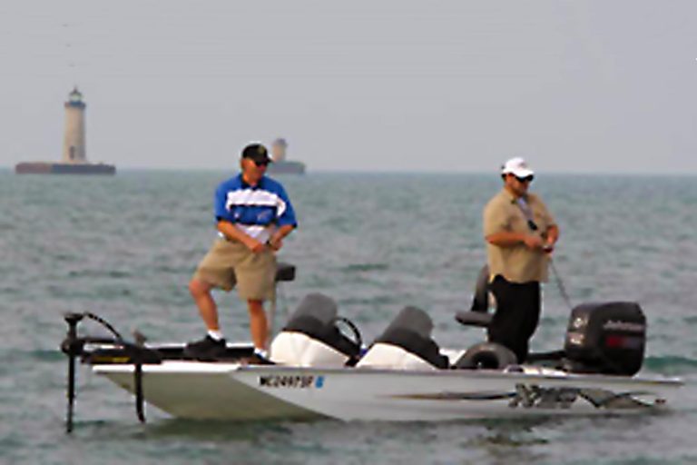 Wayne Carpenter and Frank Keller bass fishing Lake St. Clair 1400