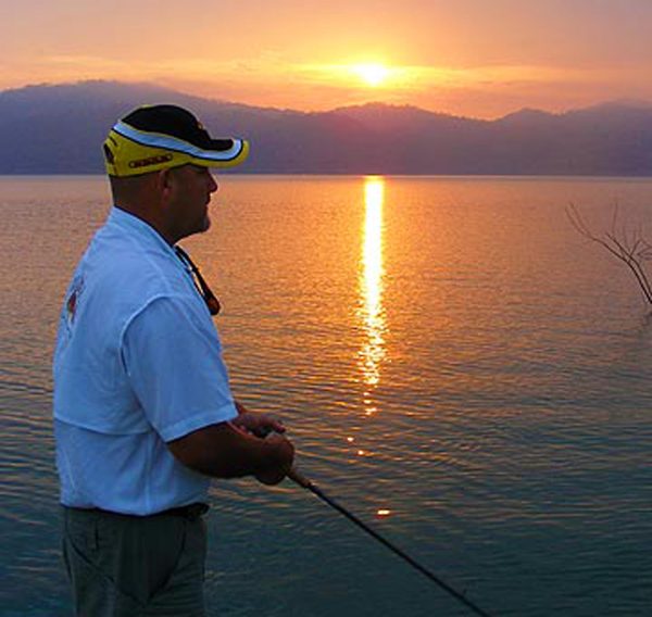 Ron Speed Jr Lake Comedero sunset Mexico bass fishing