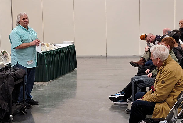 Captain Wayne Carpenter shares his fishing knowledge during the 2023 Ultimate Bass Clinic.