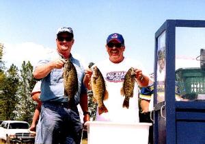 John ‘Mini’ Maniaci helps hold up some of Derek & my Saginaw Bay federation 03 tournament limit. We did decent but missed the money. 