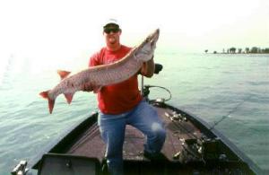 Another shot of my big September 03 shipping channel musky. It rolled up my line or I might have lost it. She’s back in the lake for someone else now.